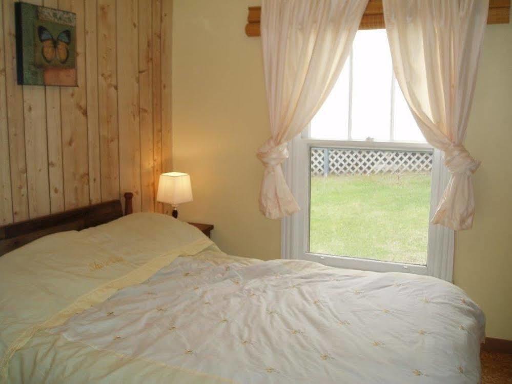 Bubbling Brook Cottages Cavendish Exterior foto